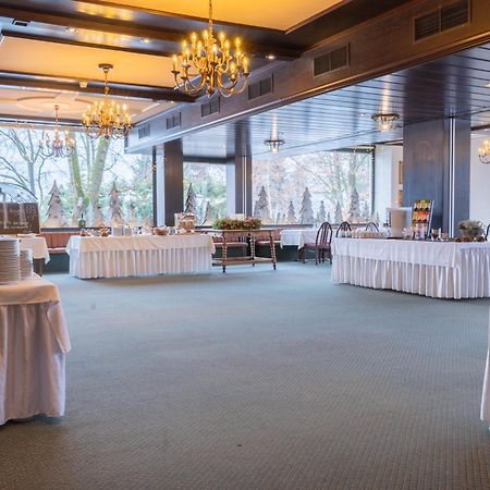 ניקלאסדורף Hotel Bruecklwirt מראה חיצוני תמונה