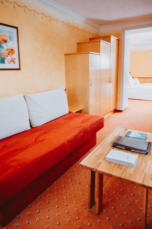 ניקלאסדורף Hotel Bruecklwirt מראה חיצוני תמונה