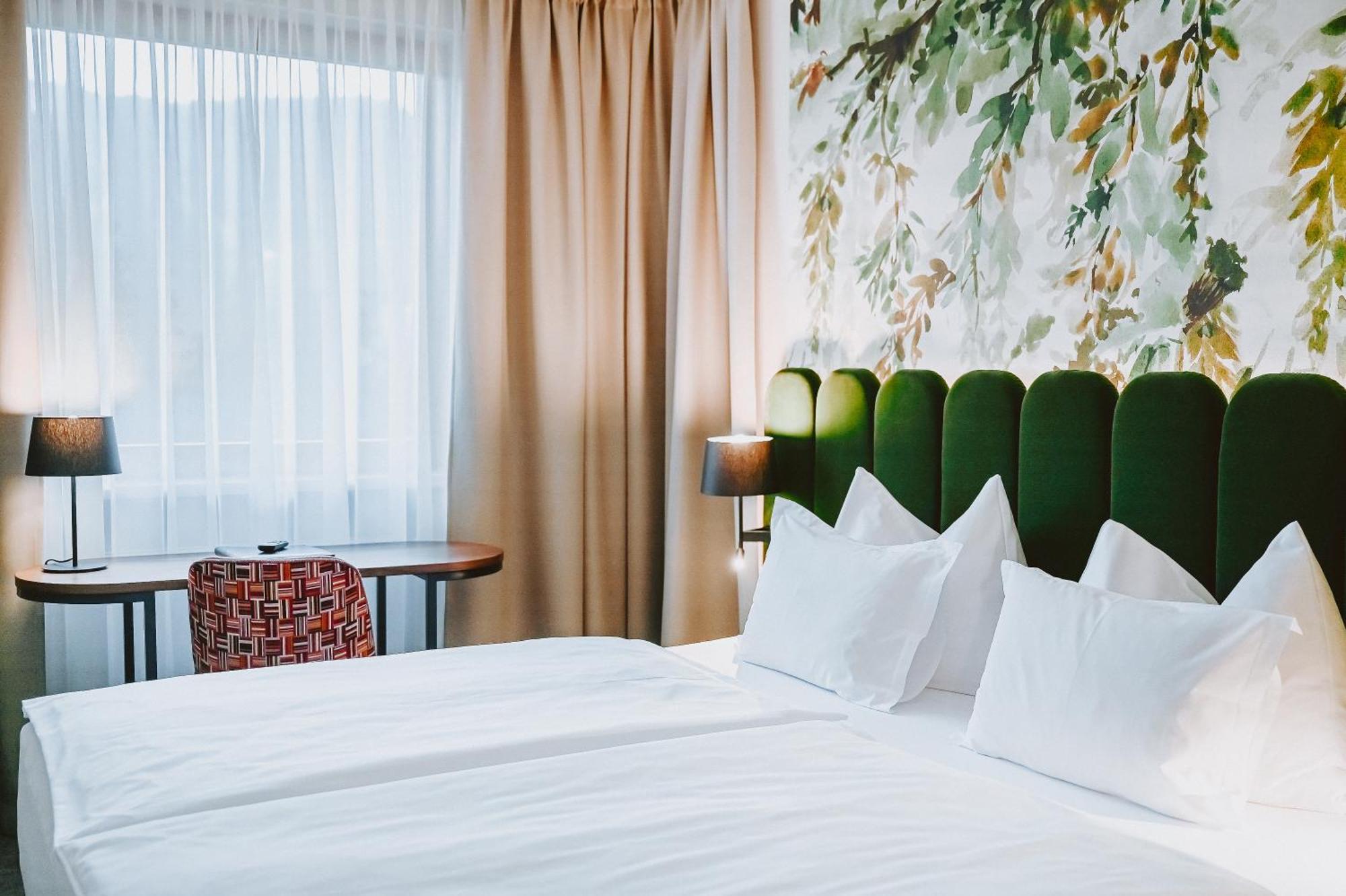 ניקלאסדורף Hotel Bruecklwirt מראה חיצוני תמונה